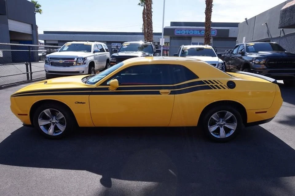 2017 Dodge Challenger 3rd Gen - Image 3 of 20