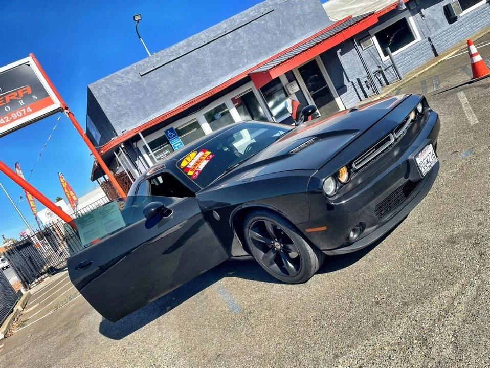 2017 Dodge Challenger 3rd Gen - Image 8 of 20