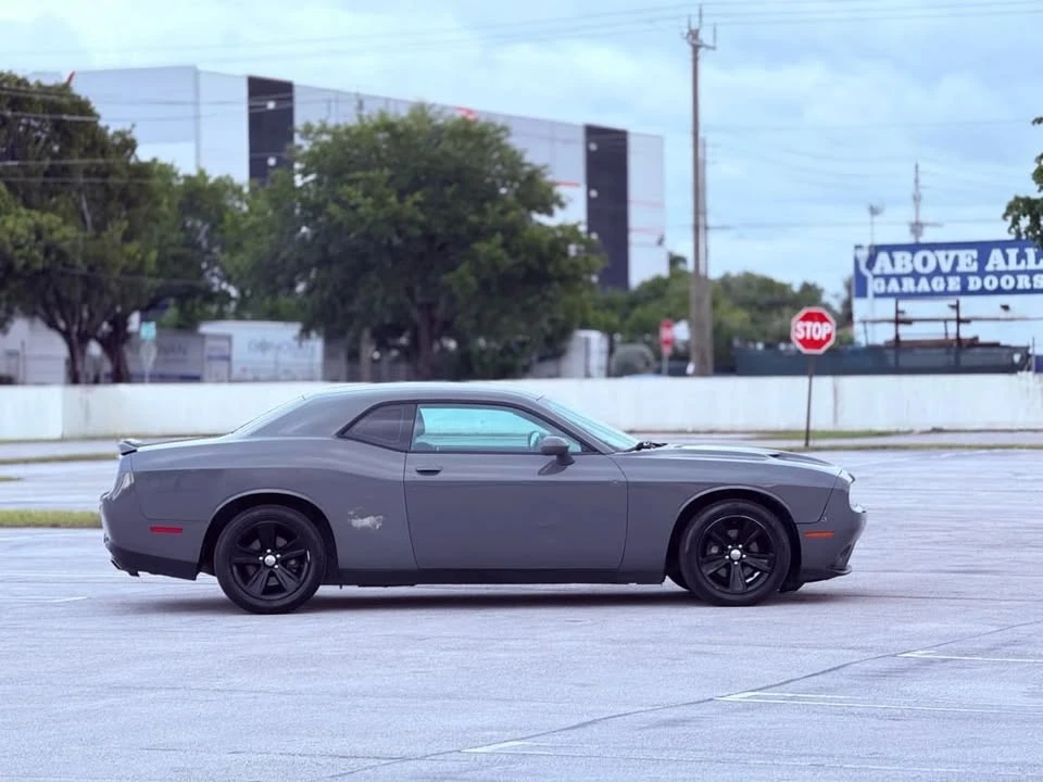 2017 Dodge Challenger 3rd Gen - Image 4 of 11