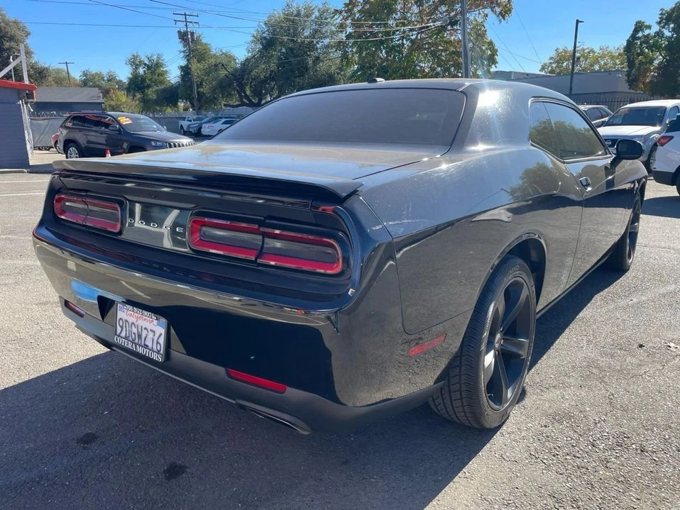 2017 Dodge Challenger 3rd Gen - Image 9 of 20