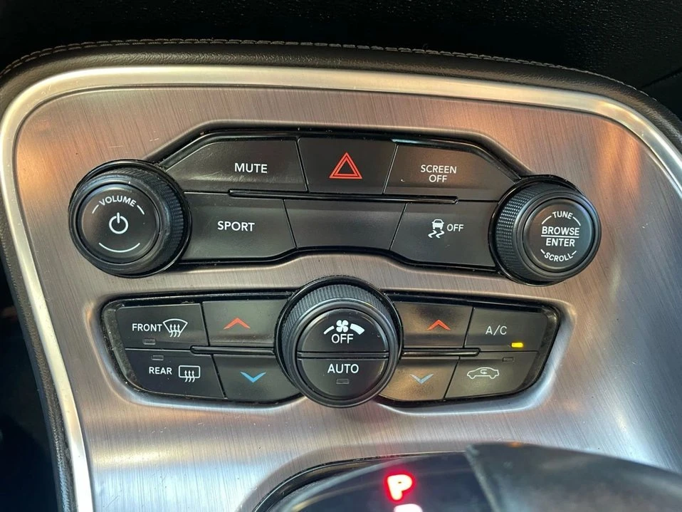 2017 Dodge Challenger 3rd Gen - Image 19 of 20