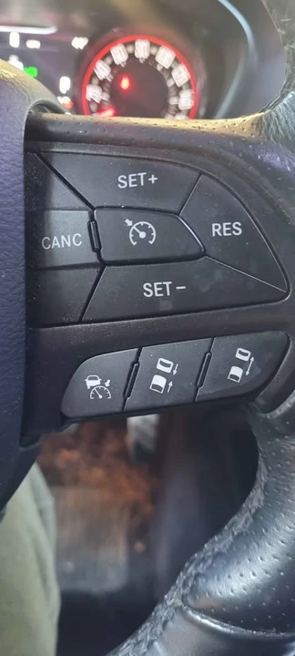 2017 Dodge Challenger 3rd Gen - Image 4 of 8