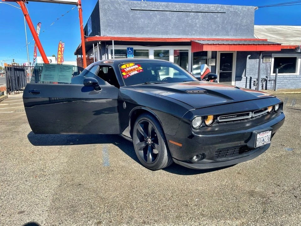 2017 Dodge Challenger 3rd Gen - Image 7 of 20