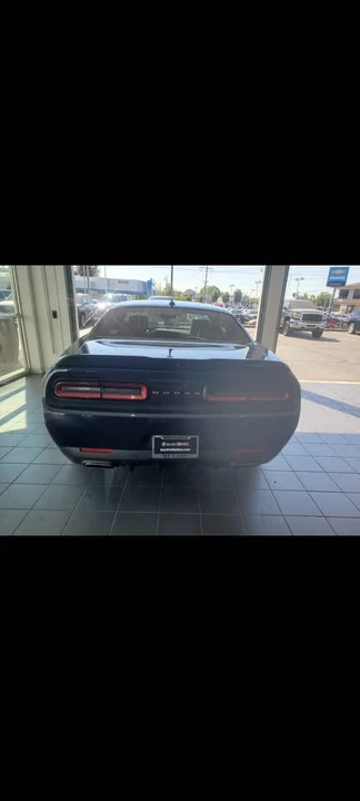 2017 Dodge Challenger 3rd Gen - Image 2 of 8