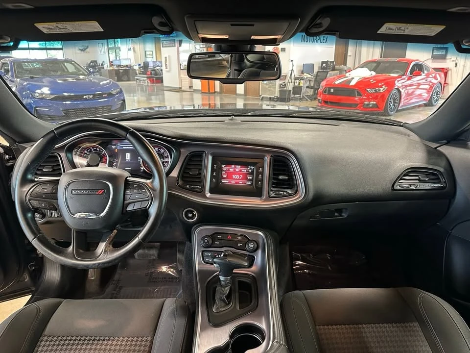 2017 Dodge Challenger 3rd Gen - Image 14 of 20