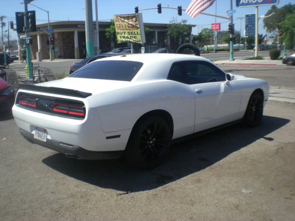 2017 Dodge Challenger 3rd Gen - Image 5 of 11