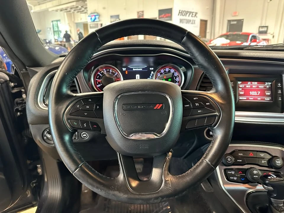 2017 Dodge Challenger 3rd Gen - Image 15 of 20