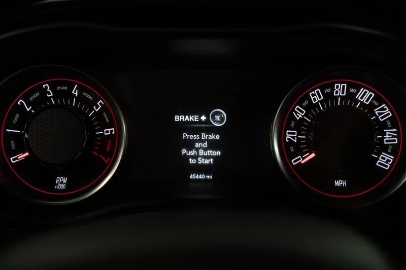 2017 Dodge Challenger 3rd Gen - Image 11 of 19