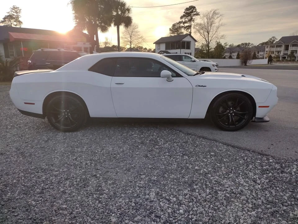 2017 Dodge Challenger 3rd Gen - Image 5 of 19