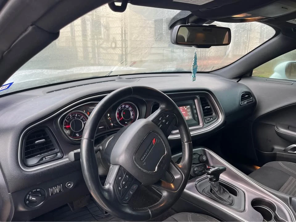 2017 Dodge Challenger 3rd Gen - Image 6 of 19