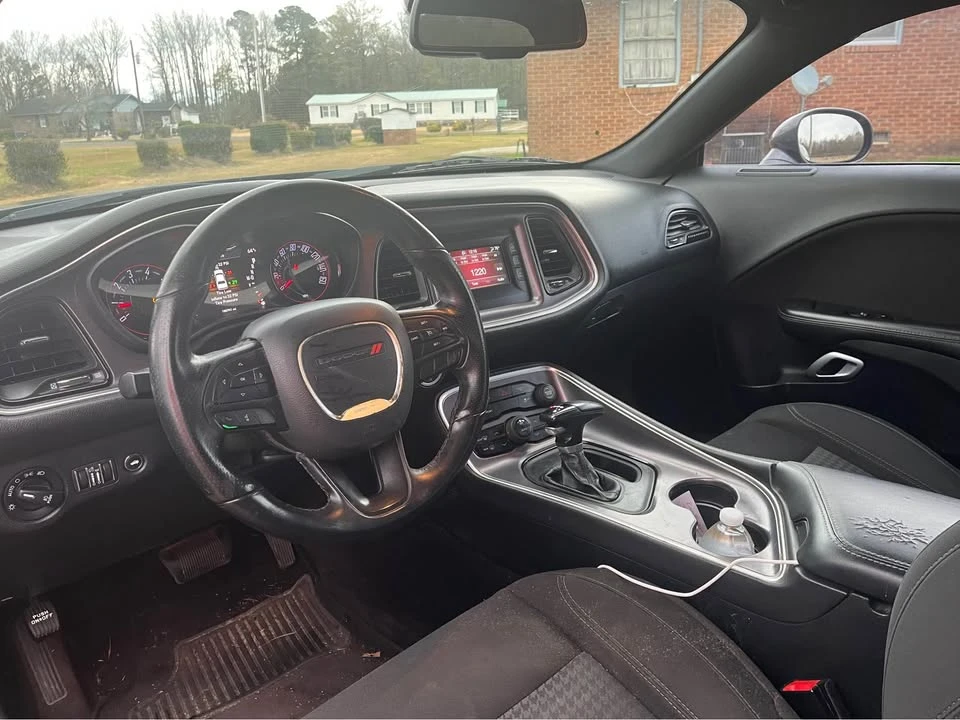 2017 Dodge Challenger 3rd Gen - Image 4 of 5