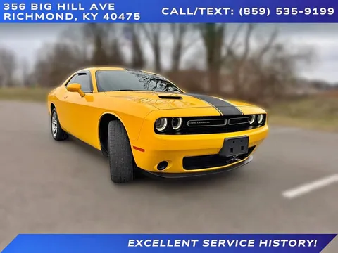 2017 Dodge Challenger SXT Coupe