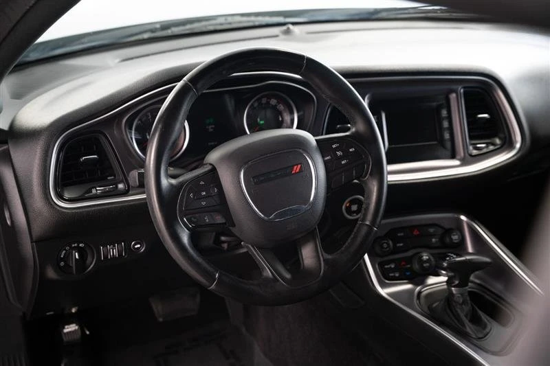 2017 Dodge Challenger 3rd Gen - Image 9 of 19