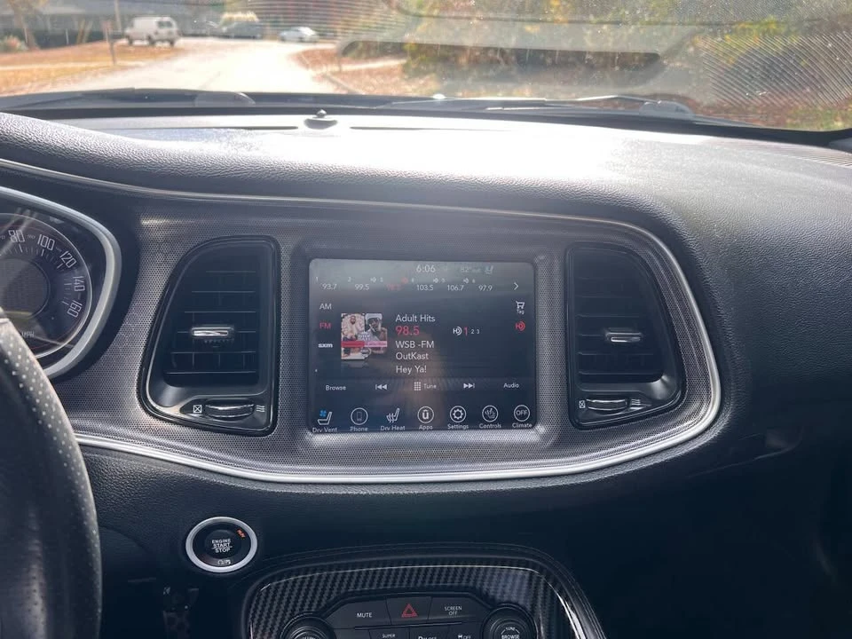2017 Dodge Challenger 3rd Gen - Image 11 of 16
