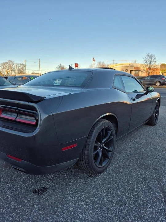 2017 Dodge Challenger 3rd Gen - Image 4 of 11