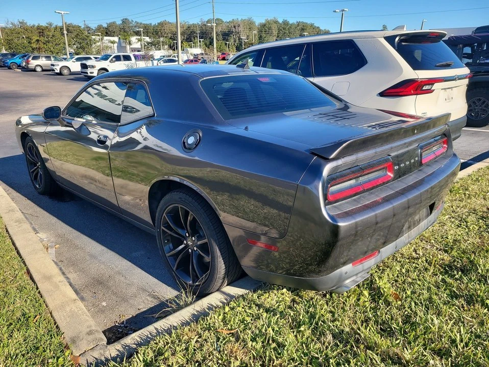2017 Dodge Challenger 3rd Gen - Image 6 of 10