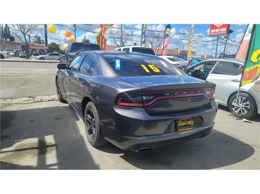 2017 Dodge Challenger 3rd Gen - Image 7 of 9