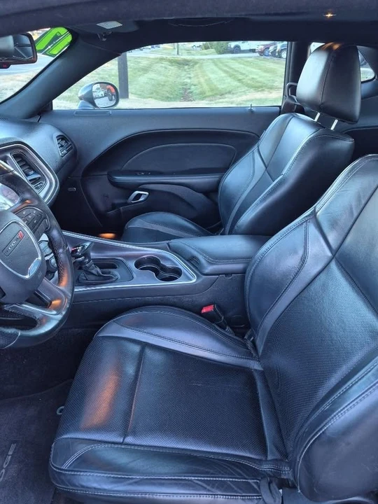 2017 Dodge Challenger 3rd Gen - Image 10 of 11