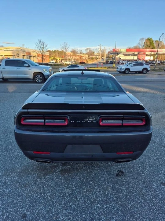 2017 Dodge Challenger 3rd Gen - Image 5 of 11