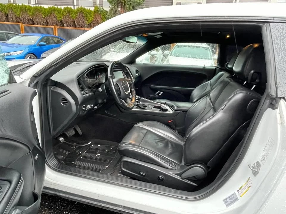 2017 Dodge Challenger 3rd Gen - Image 6 of 8