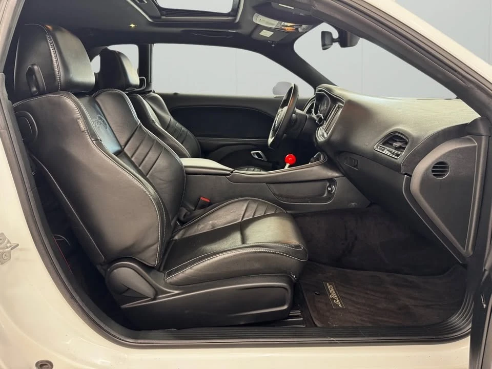 2017 Dodge Challenger 3rd Gen - Image 16 of 20