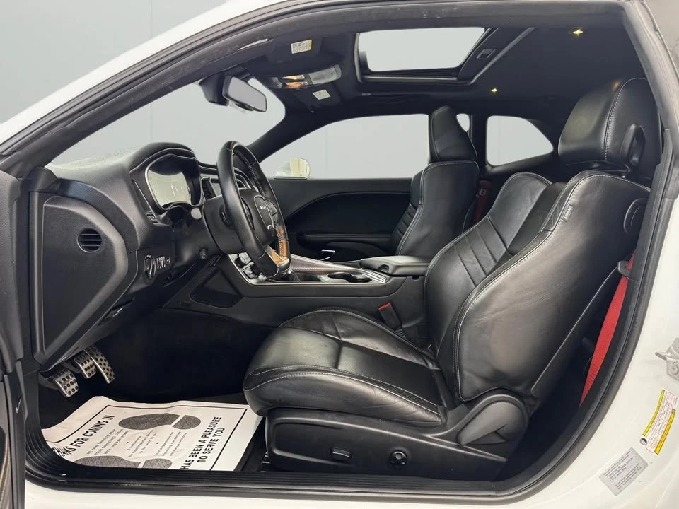 2017 Dodge Challenger 3rd Gen - Image 10 of 20