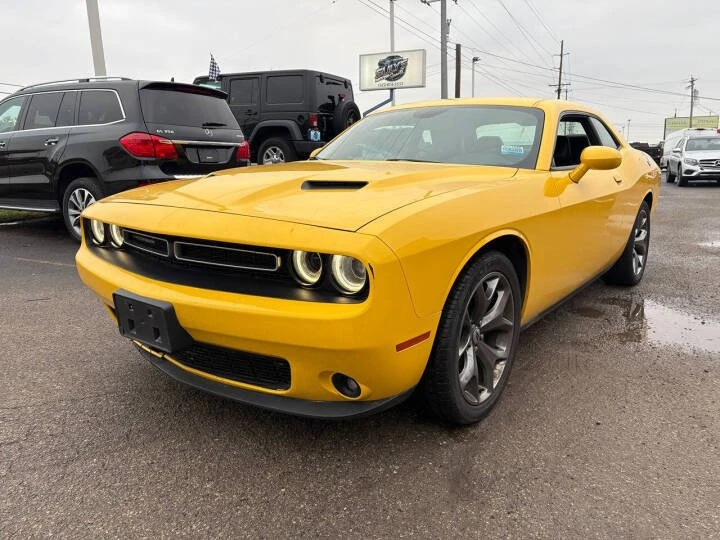 2017 Dodge Challenger 3rd Gen - Image 2 of 8