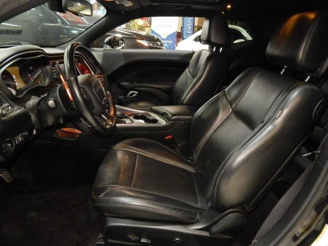 2017 Dodge Challenger 3rd Gen - Image 7 of 8