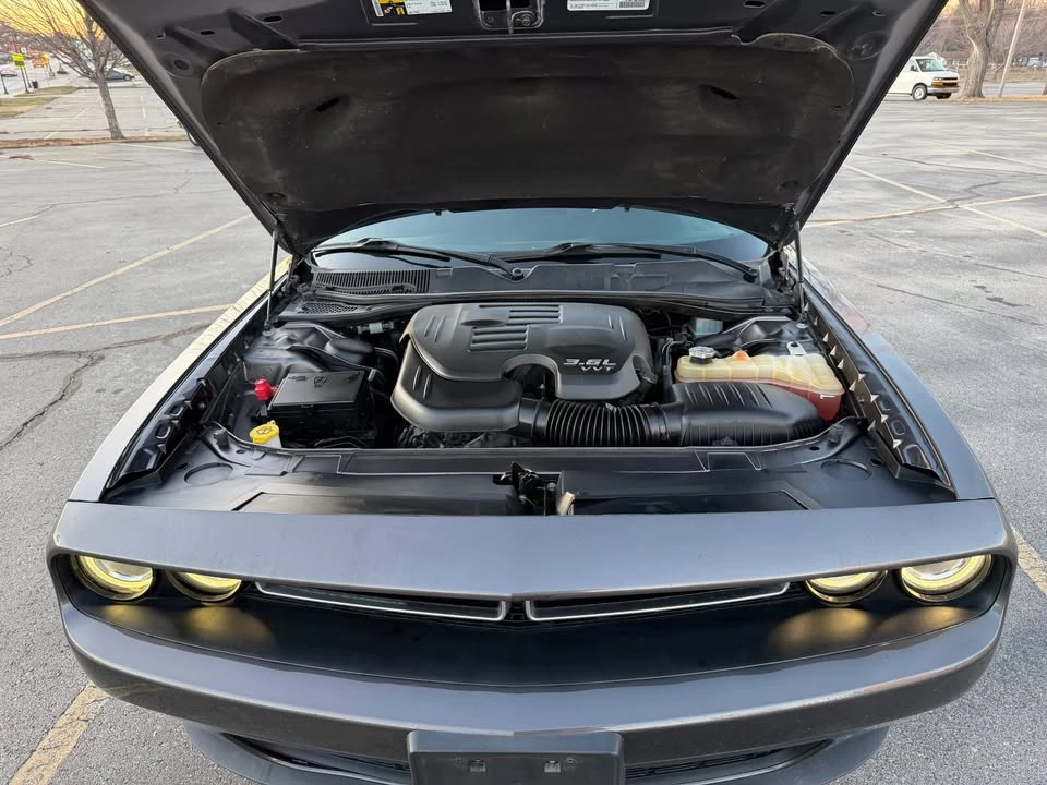 2017 Dodge Challenger 3rd Gen - Image 9 of 20