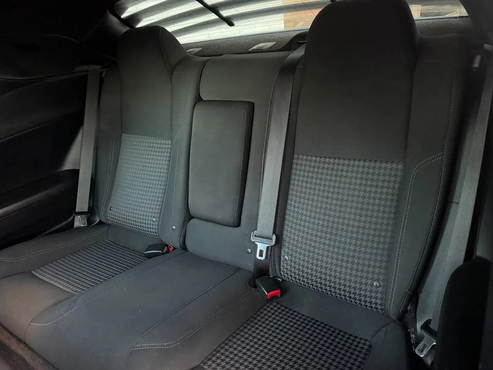 2017 Dodge Challenger 3rd Gen - Image 10 of 15