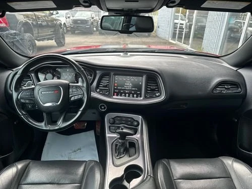 2017 Dodge Challenger 3rd Gen - Image 9 of 16