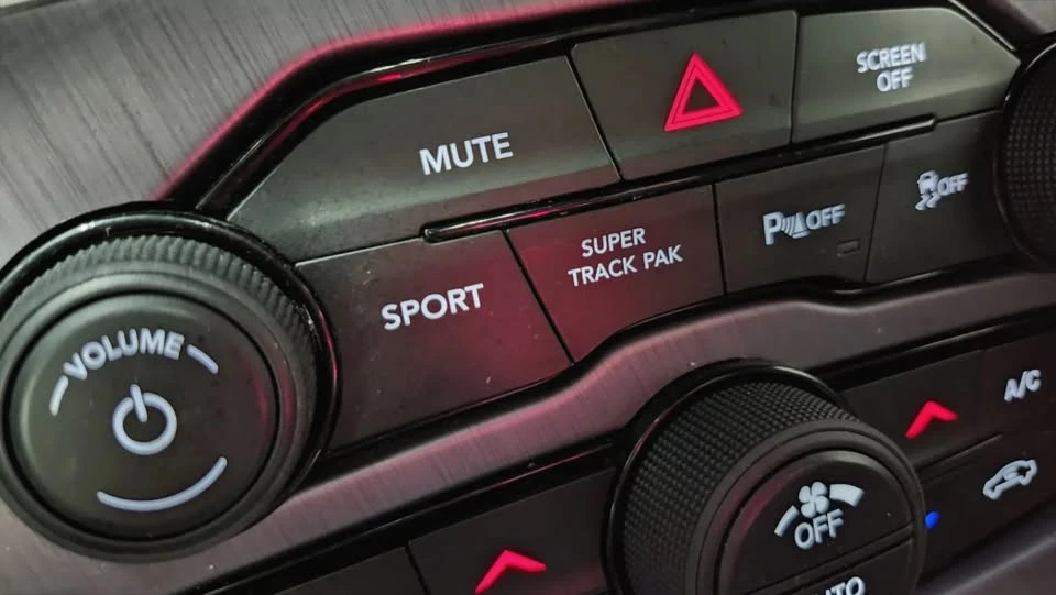 2017 Dodge Challenger SRT8 & 392 3rd Gen - Image 13 of 17