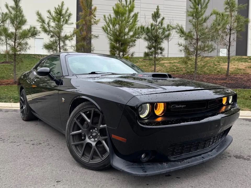 2017 Dodge Challenger SRT8 & 392 3rd Gen - Image 4 of 20