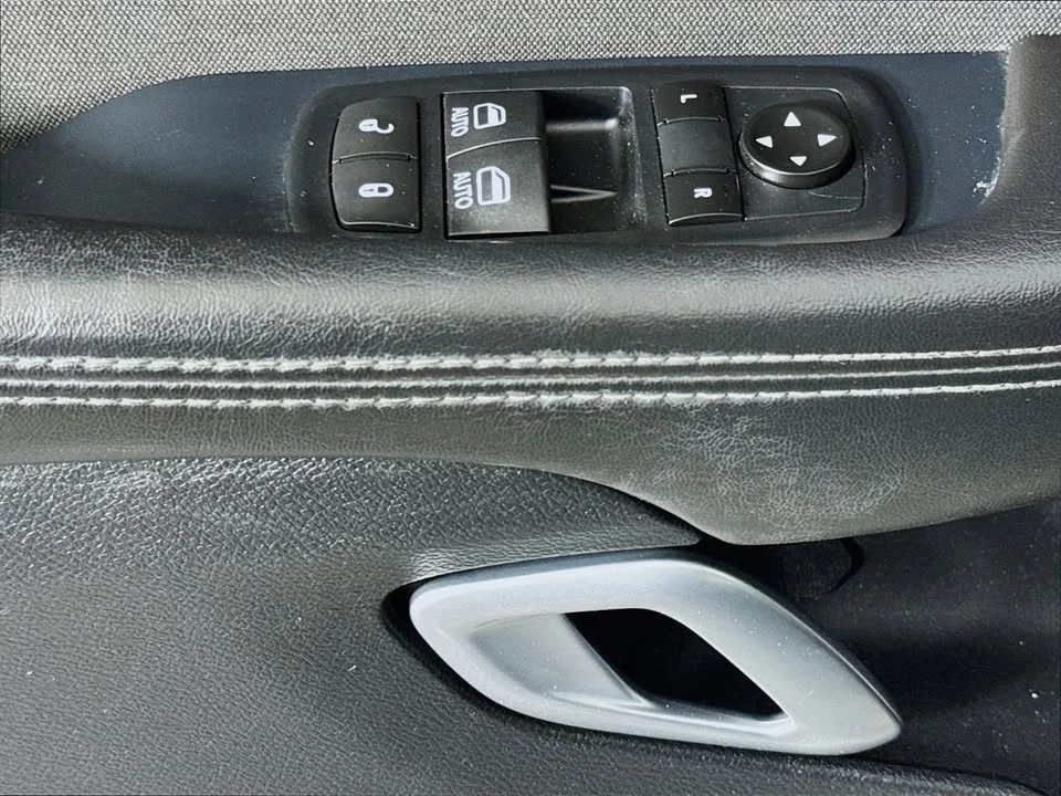 2017 Dodge Challenger 3rd Gen - Image 18 of 20