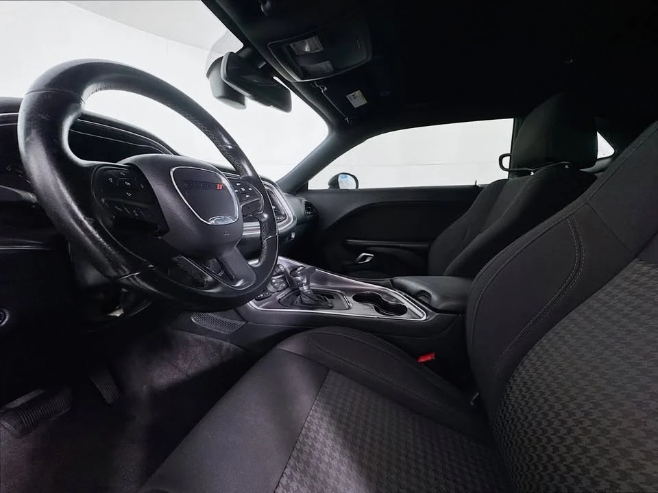 2017 Dodge Challenger 3rd Gen - Image 16 of 20