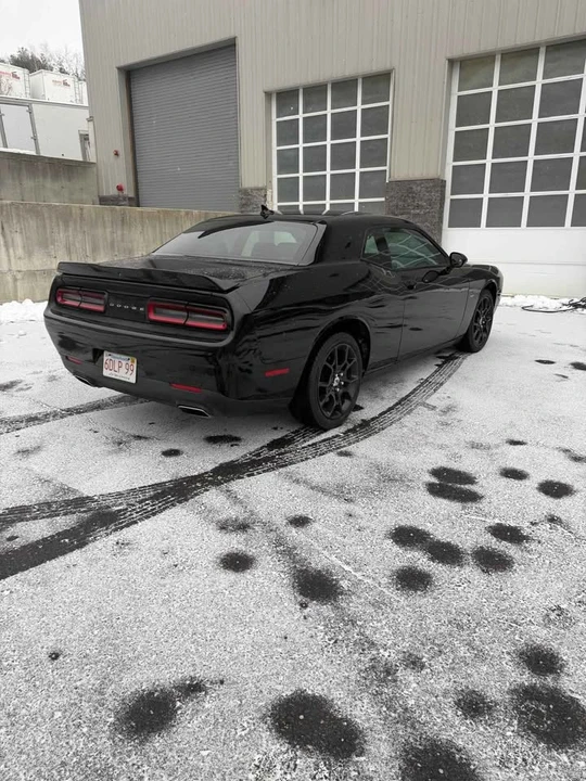 2017 Dodge Challenger 3rd Gen - Image 4 of 8