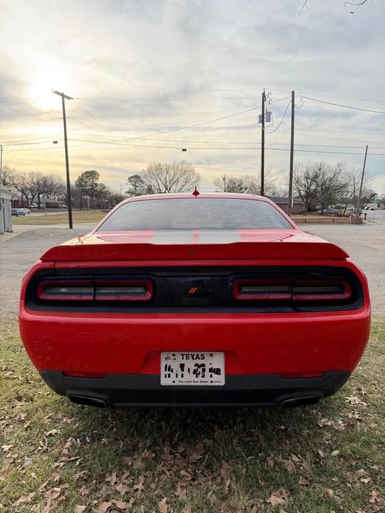 2017 Dodge Challenger 3rd Gen - Image 7 of 15
