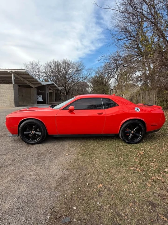 2017 Dodge Challenger 3rd Gen - Image 9 of 15