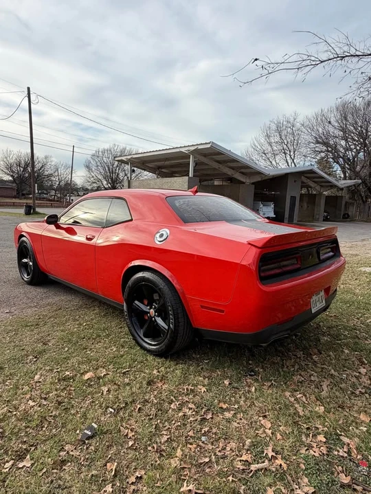 2017 Dodge Challenger 3rd Gen - Image 8 of 15