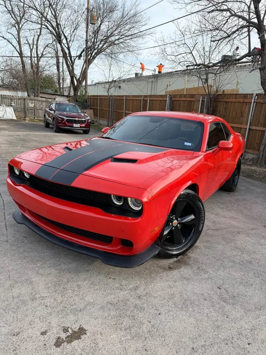 2017 Dodge Challenger 3rd Gen - Image 10 of 15