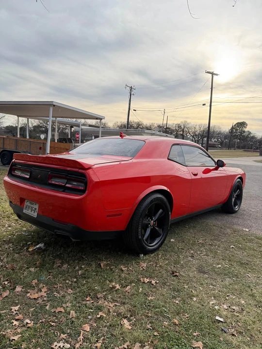 2017 Dodge Challenger 3rd Gen - Image 6 of 15