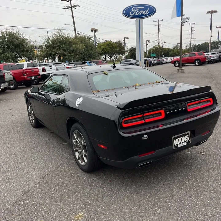 2017 Dodge Challenger 3rd Gen - Image 13 of 15