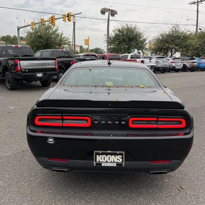 2017 Dodge Challenger 3rd Gen - Image 14 of 15