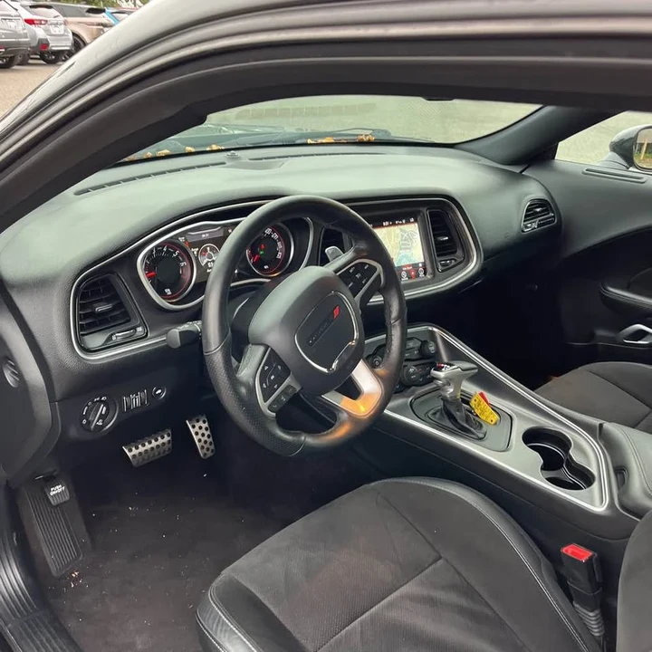 2017 Dodge Challenger 3rd Gen - Image 7 of 15
