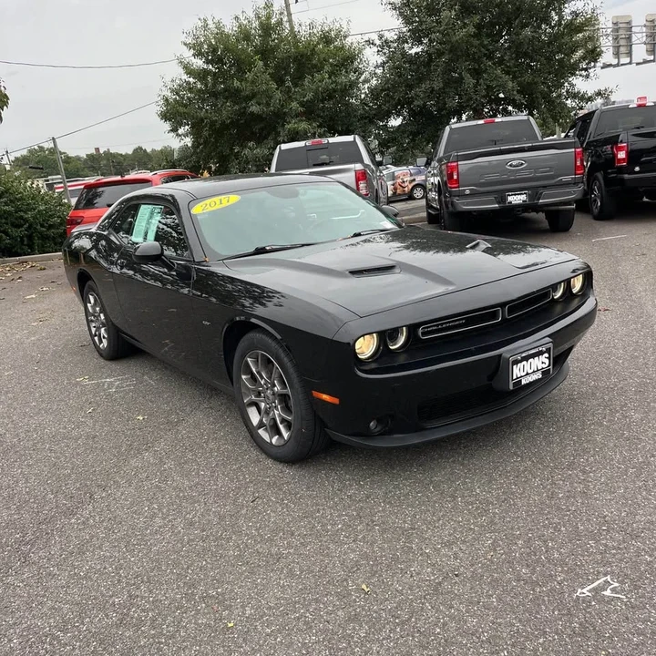 2017 Dodge Challenger 3rd Gen - Image 5 of 15