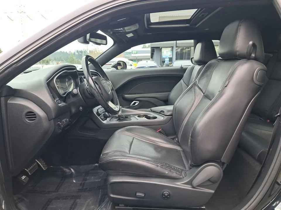 2017 Dodge Challenger 3rd Gen - Image 10 of 14