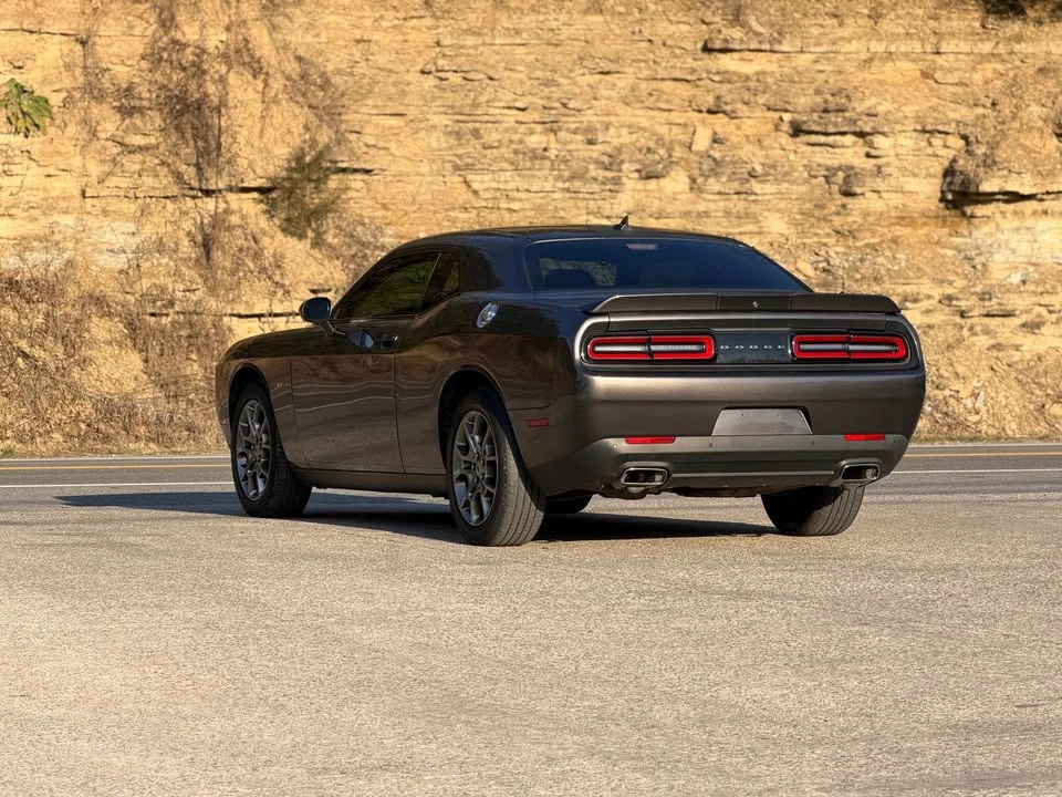 2017 Dodge Challenger 3rd Gen - Image 6 of 17