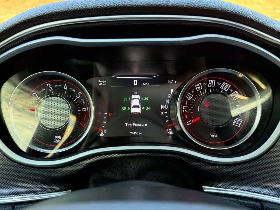 2017 Dodge Challenger 3rd Gen - Image 13 of 17