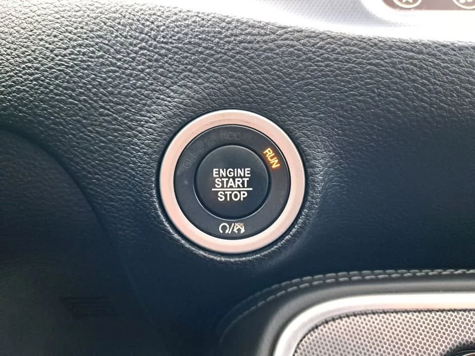 2017 Dodge Challenger 3rd Gen - Image 4 of 14