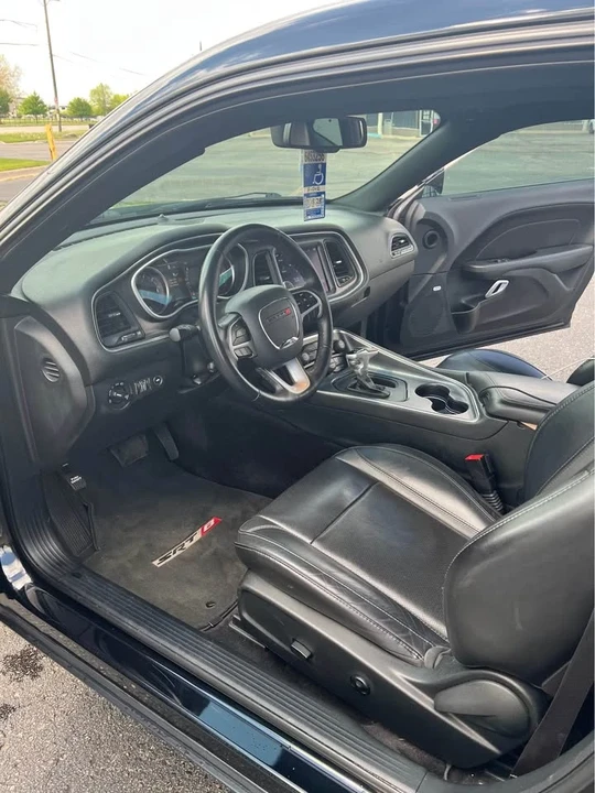 2017 Dodge Challenger 3rd Gen - Image 7 of 10